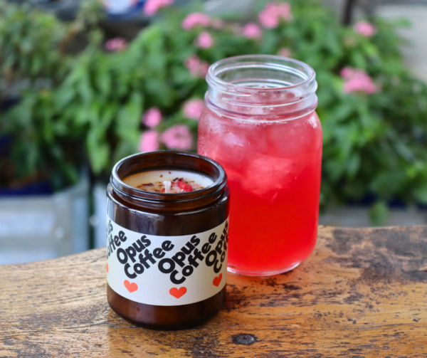 Cupid's Arrow candle with Berry Bliss and lemonade drink.